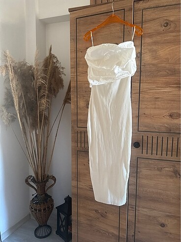 Zara beyaz günlük midi şık elbise