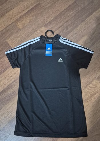 Adidas Siyah Kısa Kollu Spor Tişört