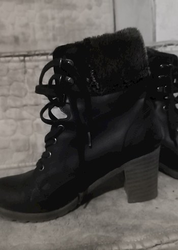 Siyah Deri Kürklü Blok Topuklu Kadın Bot - Görsel 3