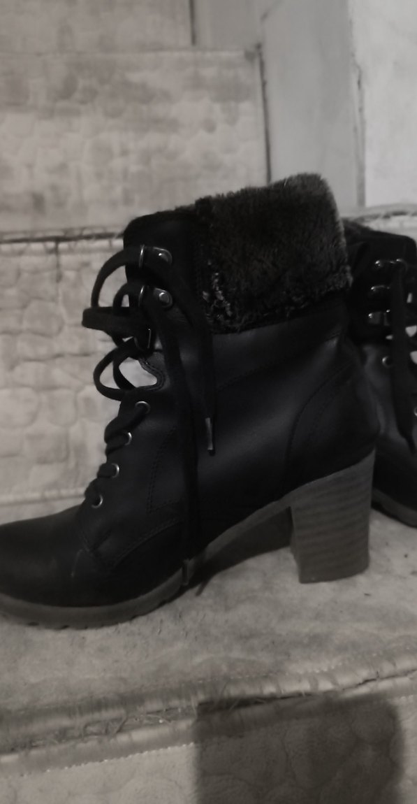 Siyah Deri Kürklü Blok Topuklu Kadın Bot - Görsel 3