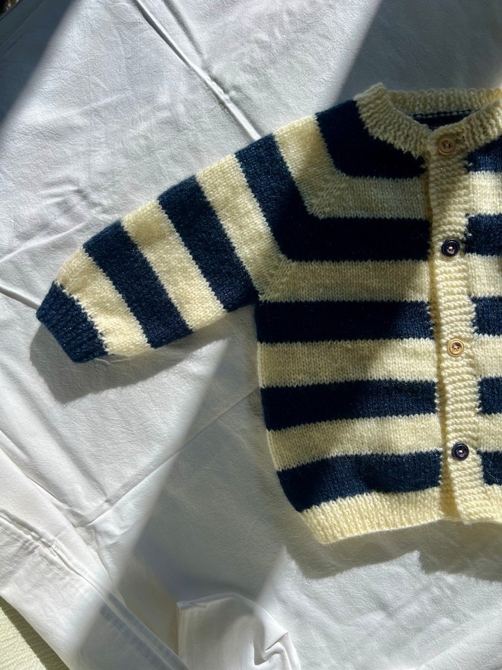 Örgü bebek hırkası - Görsel 3