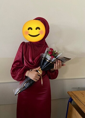 Diğer Kiralık mezuniyet elbisesi