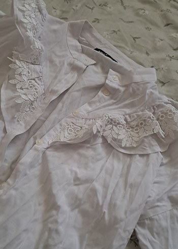 Düğmeli Beyaz Keten Kadın Gömlek - Görsel 2