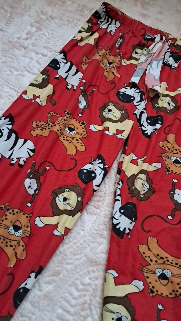 Kız Çocuk Kırmızı Hayvan Desenli Bol Pantolon - Görsel 3