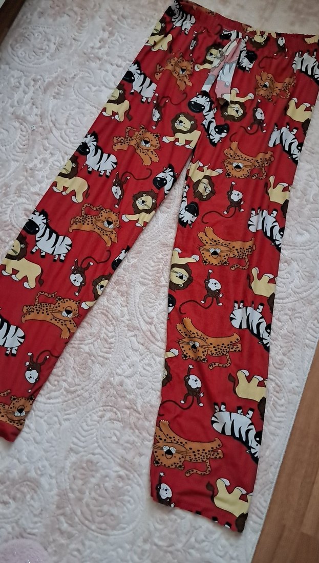 Kız Çocuk Kırmızı Hayvan Desenli Bol Pantolon - Görsel 2