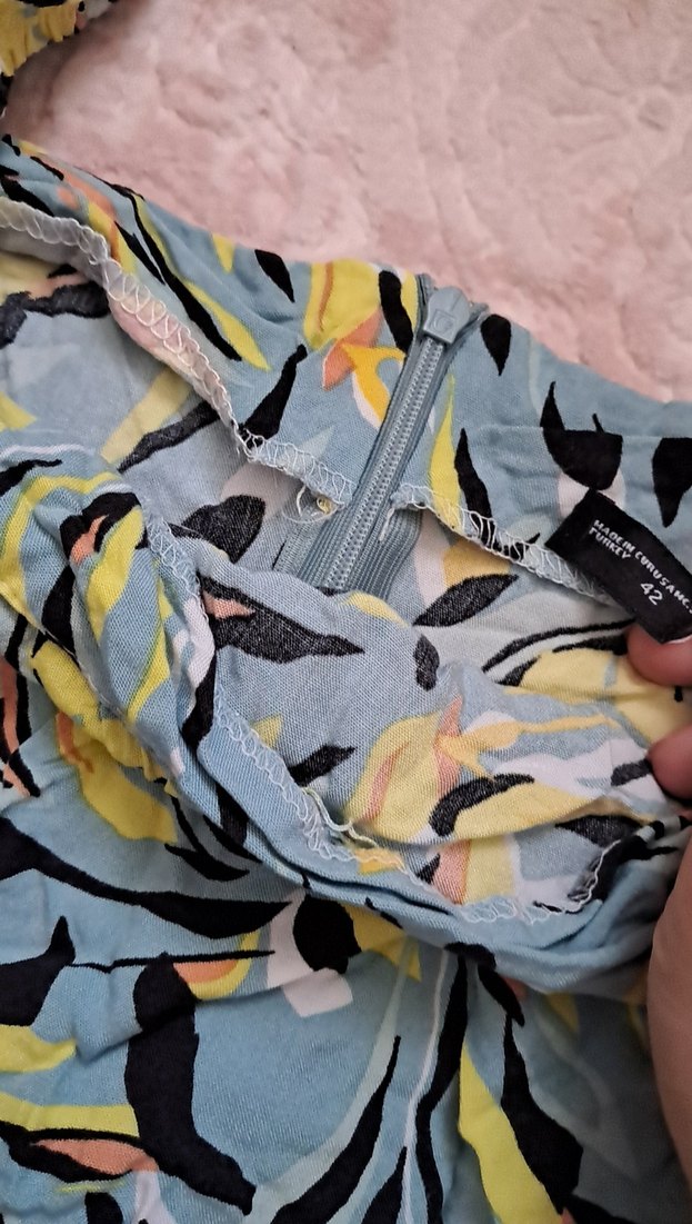 V yaka uzun pilili bohem elbise - Görsel 3