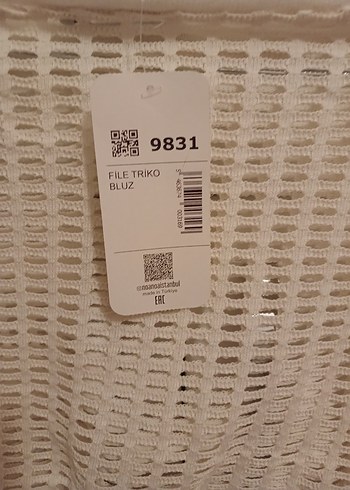 m Beden Beyaz Örgü Crop Kazak