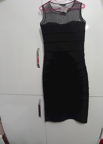 Miss Sandro Siyah Likralı Tül Detaylı Şık Elbise (Yeni Etiketli) - Görsel 9