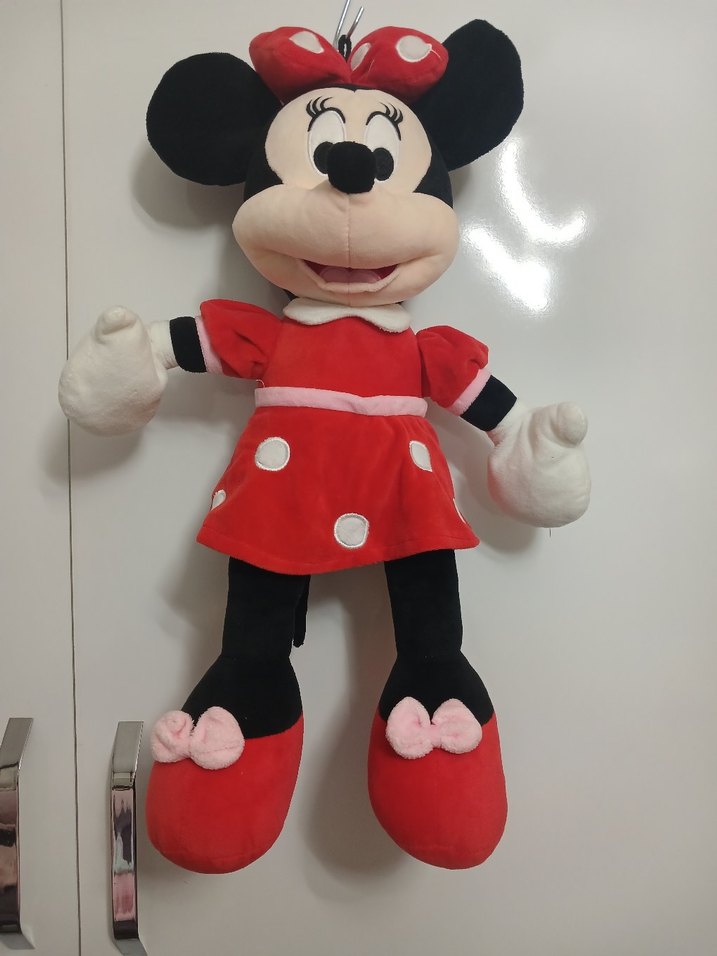 Kırmızı Elbiseli Minnie Mouse Peluş Oyuncak - Görsel 2