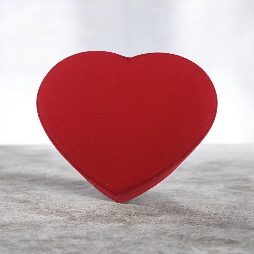 Kırmızı Kalp Şeklinde Hediye Kutusu - Görsel 2