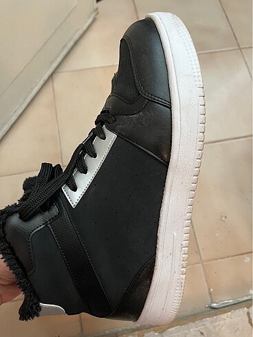40 Beden Deichmann