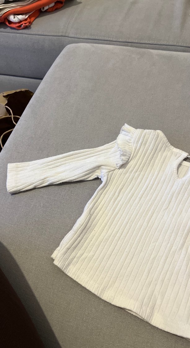 Kız Çocuk Beyaz Pilili Uzun Kollu Bluz - Görsel 4