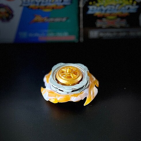  Savior Knight Beyblade