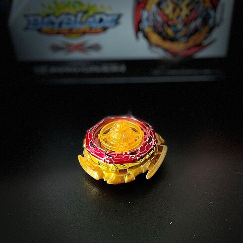  Dynamite Belial Beyblade
