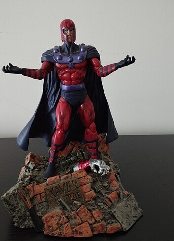 Magneto Marvel Select