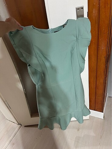 Mint yeşili elbise