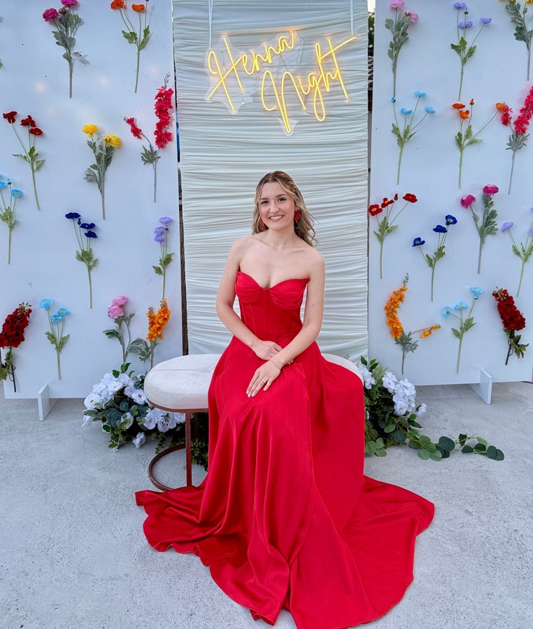 Kırmızı Straplez Uzun Drapeli Kadın Abiye - Görsel 5