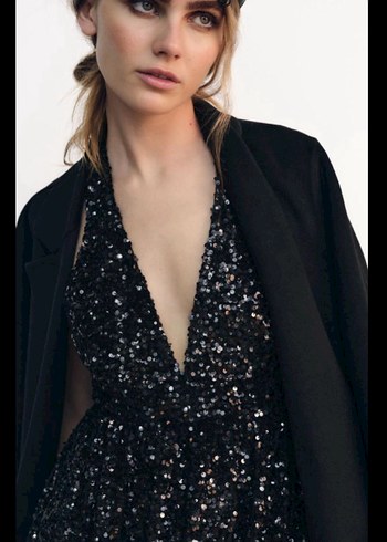 ZARA PAYETLİ ELBİSE