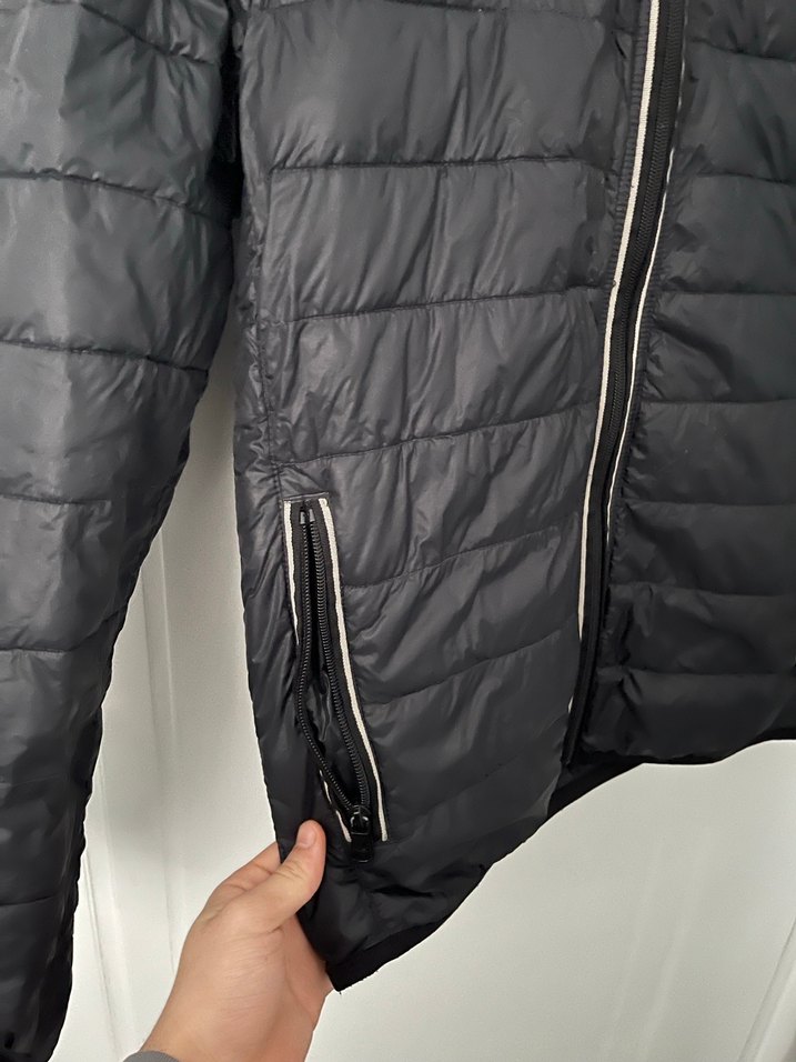 Siyah Fermuarlı Erkek Yağmurluk - Görsel 2