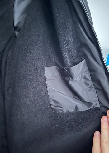 Siyah Kapüşonlu Fermuarlı Erkek Mont - Görsel 4