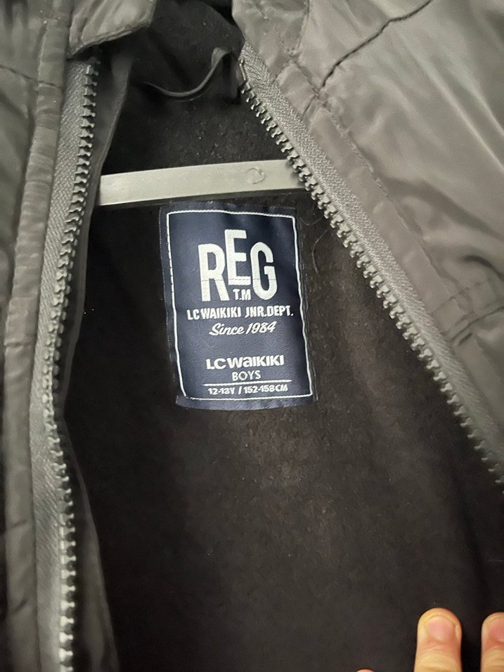 Siyah Kapüşonlu Fermuarlı Erkek Mont - Görsel 3