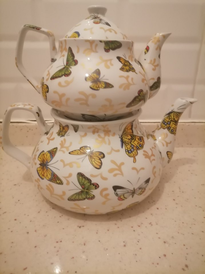 Kelebek Desenli Beyaz Çaydanlık - Görsel 2