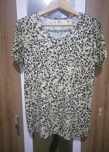 Leopar Desenli V Yaka Kadın Bluz - Görsel 3