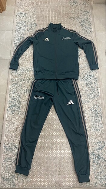 Adidas yeni sezon Amg petronas eşofman takımı