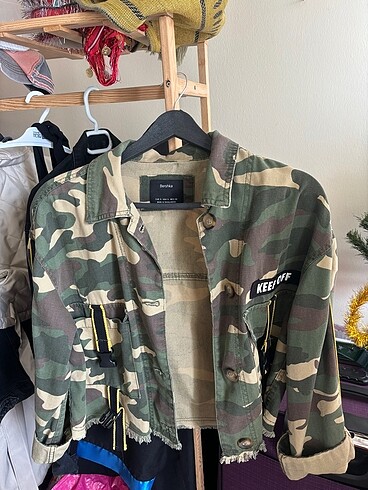 s Beden haki Renk Bershka kamuflaj Ceket