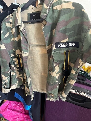 s Beden Bershka kamuflaj Ceket