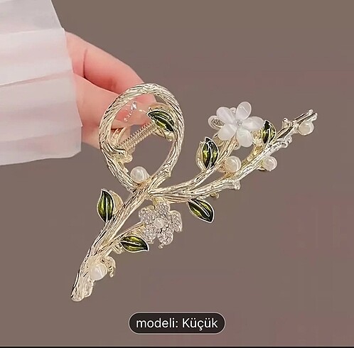 Accessorize Zarif çiçekli toka