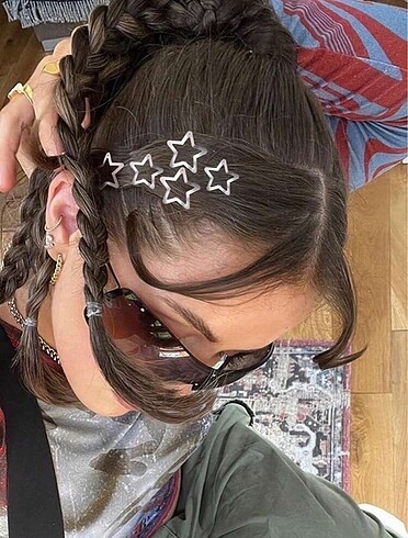 Sheinside Yıldız şekilli çıt çıt toka
