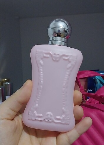 PARFUMS DE MARLY DELINA