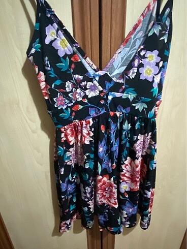 çiçekli yazlık mini tulum - Görsel 2