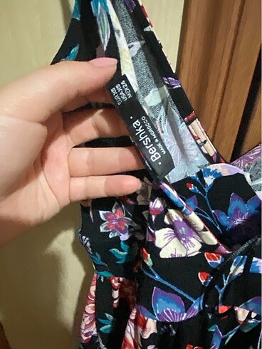 çiçekli yazlık mini tulum - Görsel 3