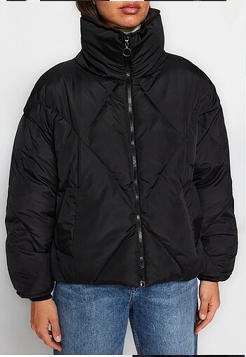 Trendyol & Milla Siyah oversize su itici şişme mont