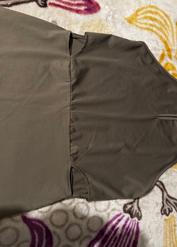 Yeşil elbise - Görsel 3