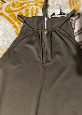 Yeşil elbise - Görsel 4