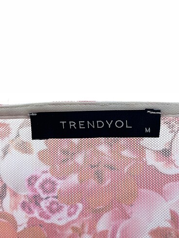 m Beden çeşitli Renk Trendyol & Milla Bluz %70 İndirimli.