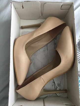 Diğer Stiletto
