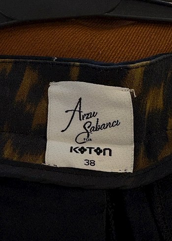 Düğmeli Siyah Kadın Kot Pantolon - Görsel 2