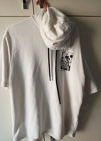 Bershka Kısa Kollu Kapüşonlu Sweatshirt XS Beden