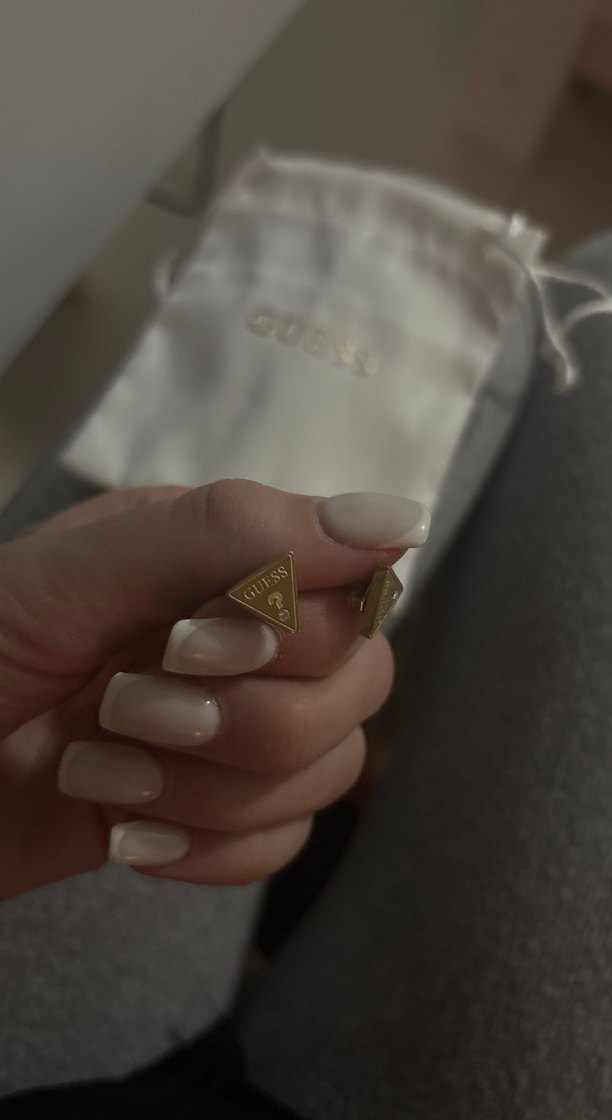 GUESS Altın Renk Kadın Kol Düğmeleri - Görsel 3