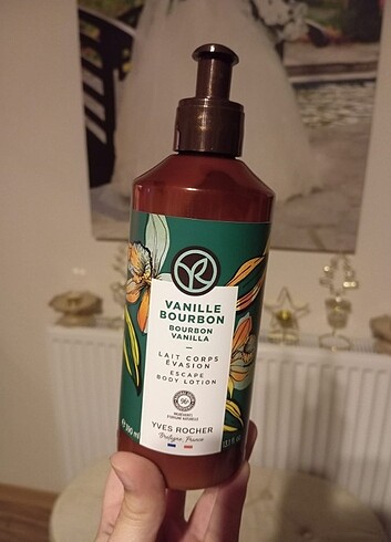 Yves Rocher vanilya nemlendirici vücut losyonu 