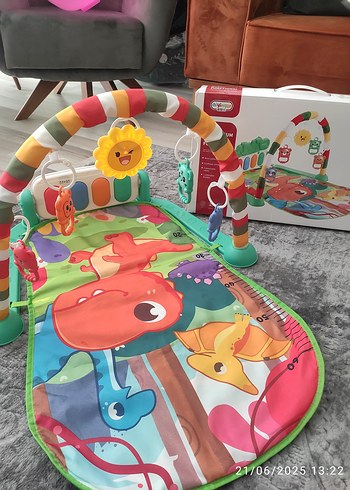  Beden Renkli Bebek piyanolu Oyun Halısı
