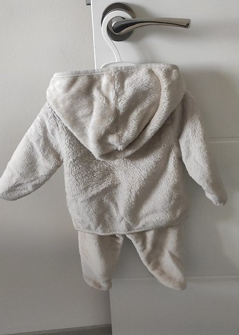 Bej Kürklü Nakışlı Bebek Tulumu - Görsel 3