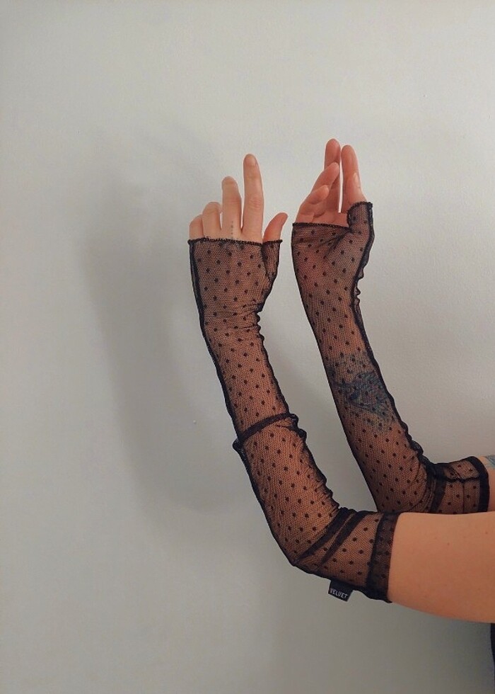 Puantiyeli dantel kolluk  - Görsel 2