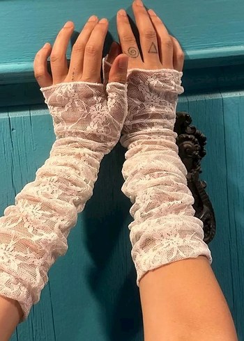 Dantel çiçek  Detaylı Beyaz Kadın Eldiven - Görsel 3