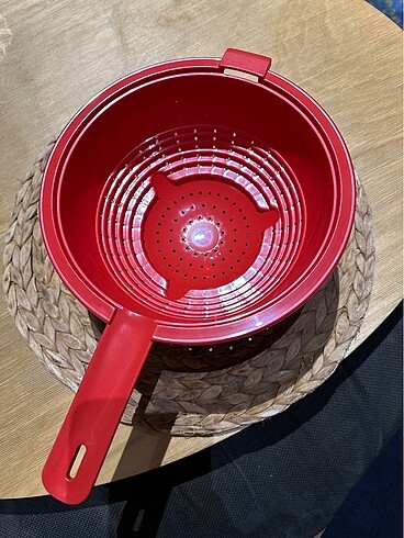 Beden Tupperware çift süzgeç