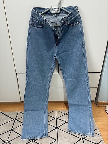 Beyyoglu Jean